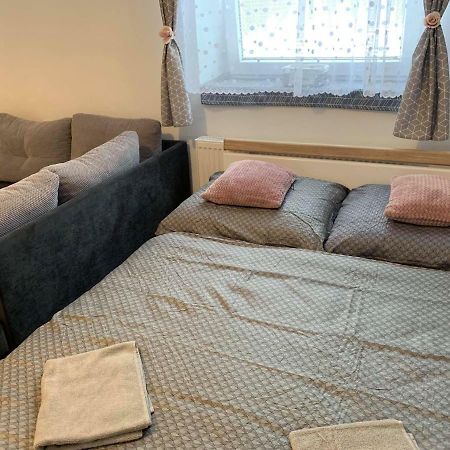 Apartman Filipovice S Letni Terasou Eksteriør bilde