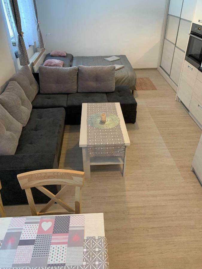 Apartman Filipovice S Letni Terasou Eksteriør bilde